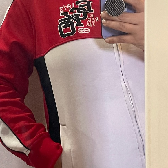 ECKO brand men’s sweater size small mint condition - Picture 2 of 6